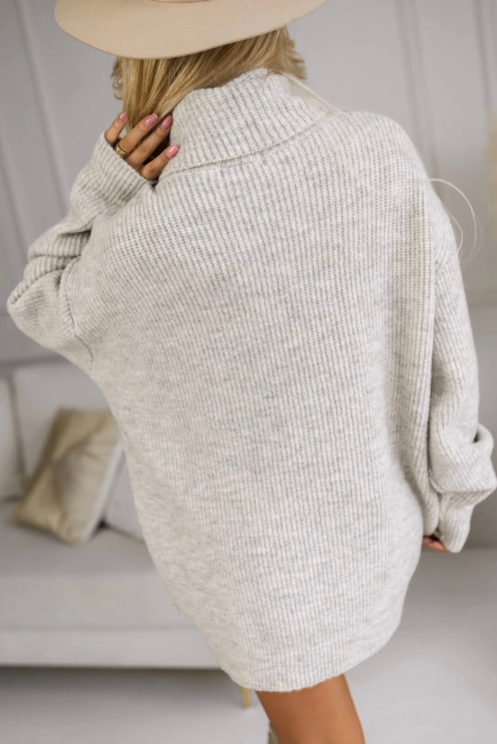 Oslo Tunic Sweater – Beige Turtleneck
